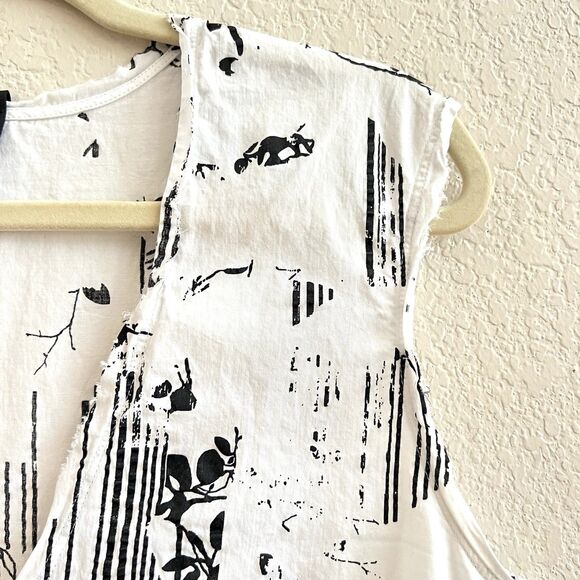 Serie Numérica Cotton Textured Printed V-Neck Tank Top Raw Hem Made In Italy - Picture 4 of 11